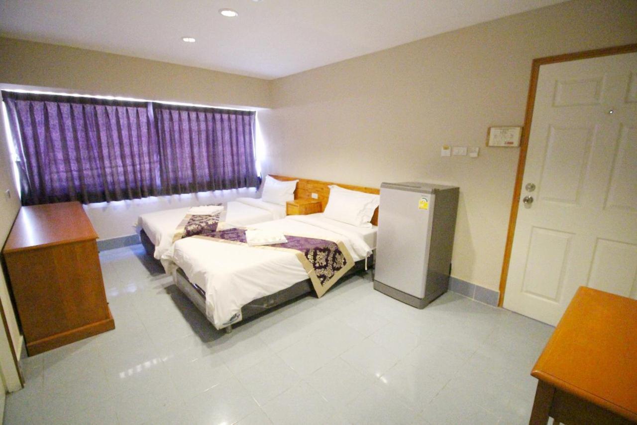 Lee Place Phatthanakan Condo Bangkok Eksteriør billede