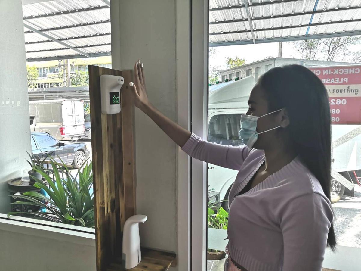 Lee Place Phatthanakan Condo Bangkok Eksteriør billede